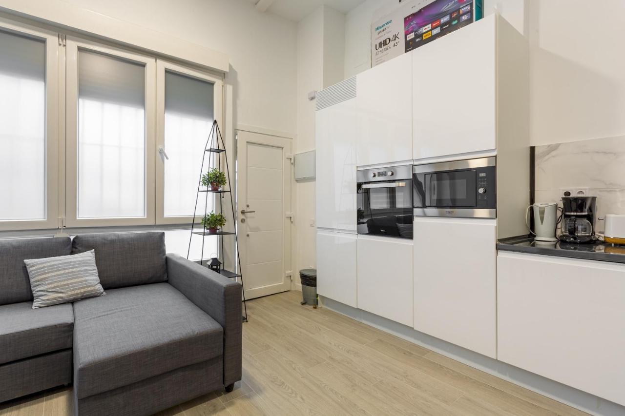 1 Bedroom 1 Bathroom Furnished - Av De America - Studio - Mintystay มาดริด ภายนอก รูปภาพ